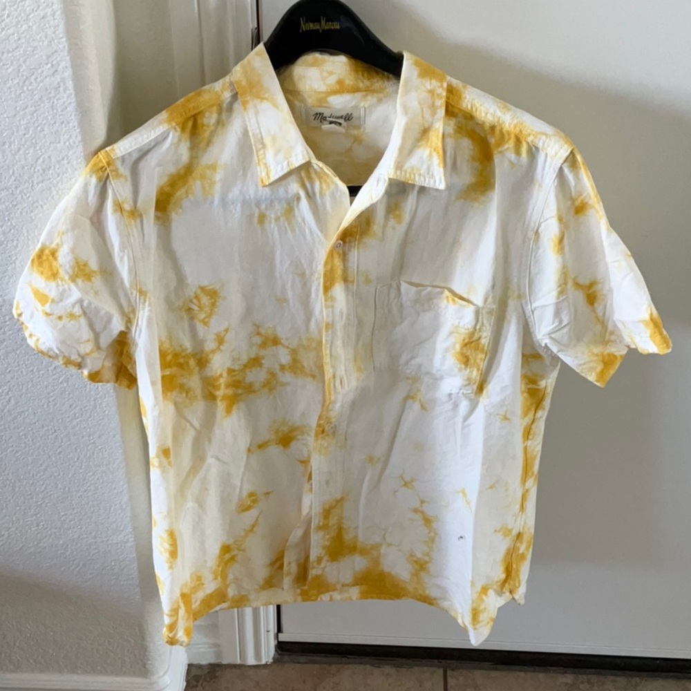 Tie dyed.   Madewell.  Men’s. Large.